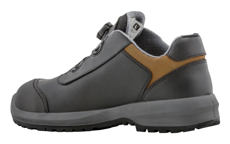 Shoe Berserk Gilby Wenaas Medium