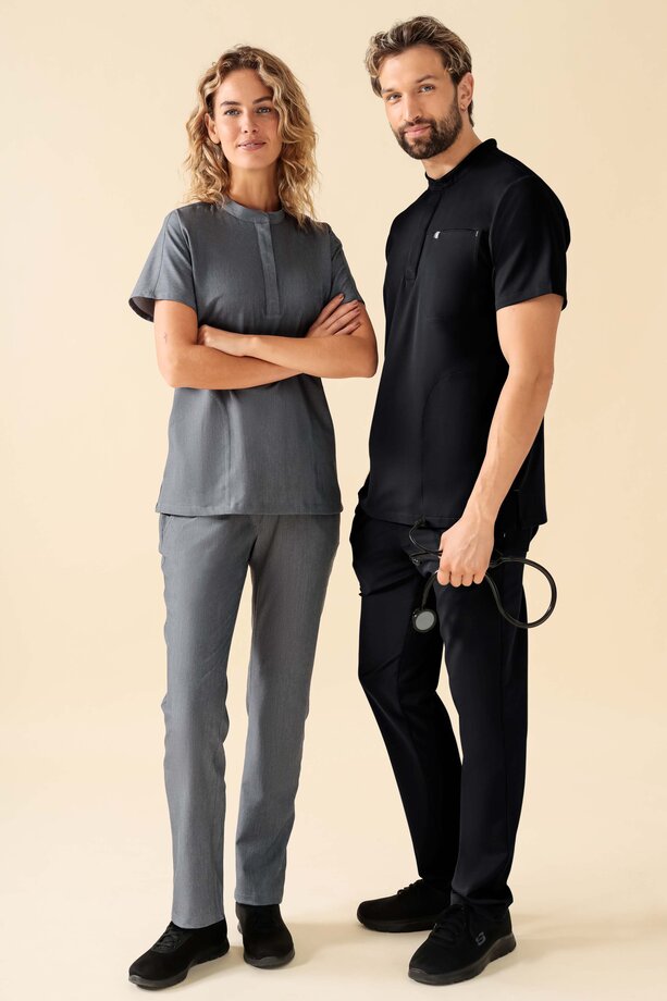 KAERE Dametunika med ståkrage  6 Sverre W. Monsen