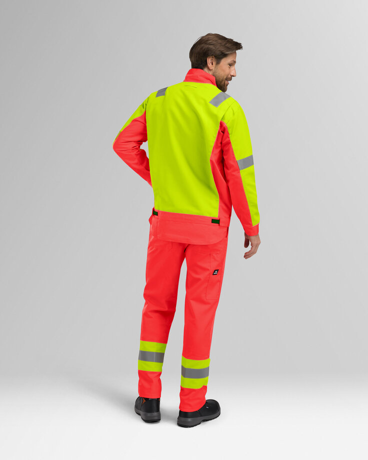 Shipping Jacket 5 Wenaas