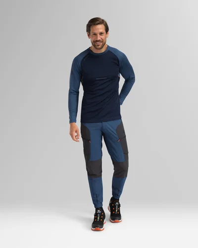 Sporty t-shirt long sleeve Wenaas Medium