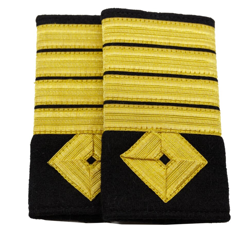 Badge 4 stripes + diamond 1 Wenaas
