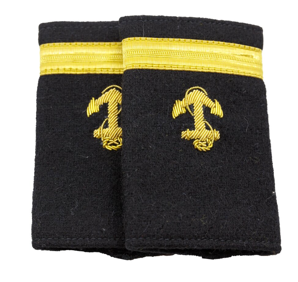 Badge with 1 stripe + anchor 1 Wenaas