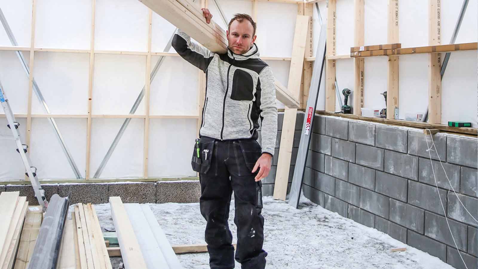 Craftsman on site