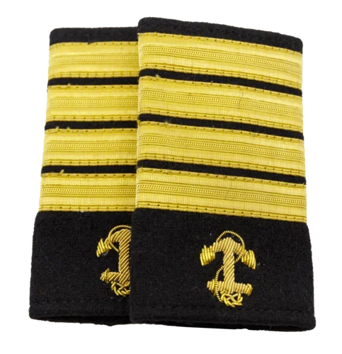 Badge with 4 stripes + anchor Wenaas Medium