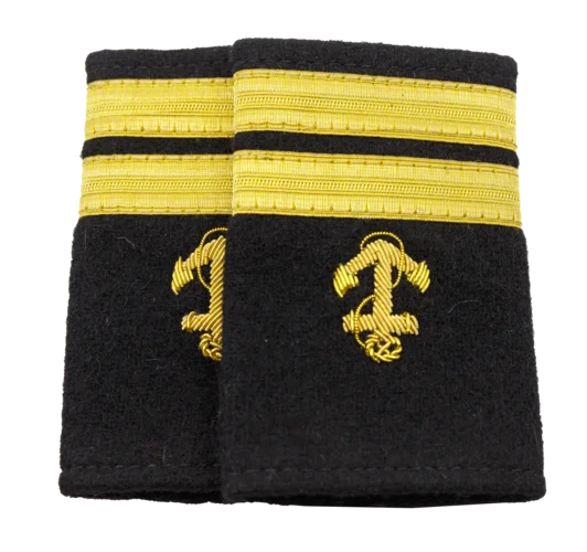 Badge with 2 stripes + anchor Wenaas Medium